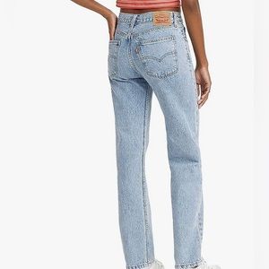 Women’s Levi low pro jeans